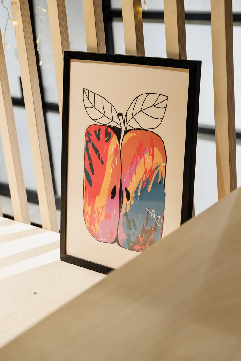 HolaMaybe's tweet photo. Hey! I have a new print for sale at @wearefeatureco ✨You can buy it here: https://t.co/406Q5GfGEM https://t.co/VVl0B8qCbx