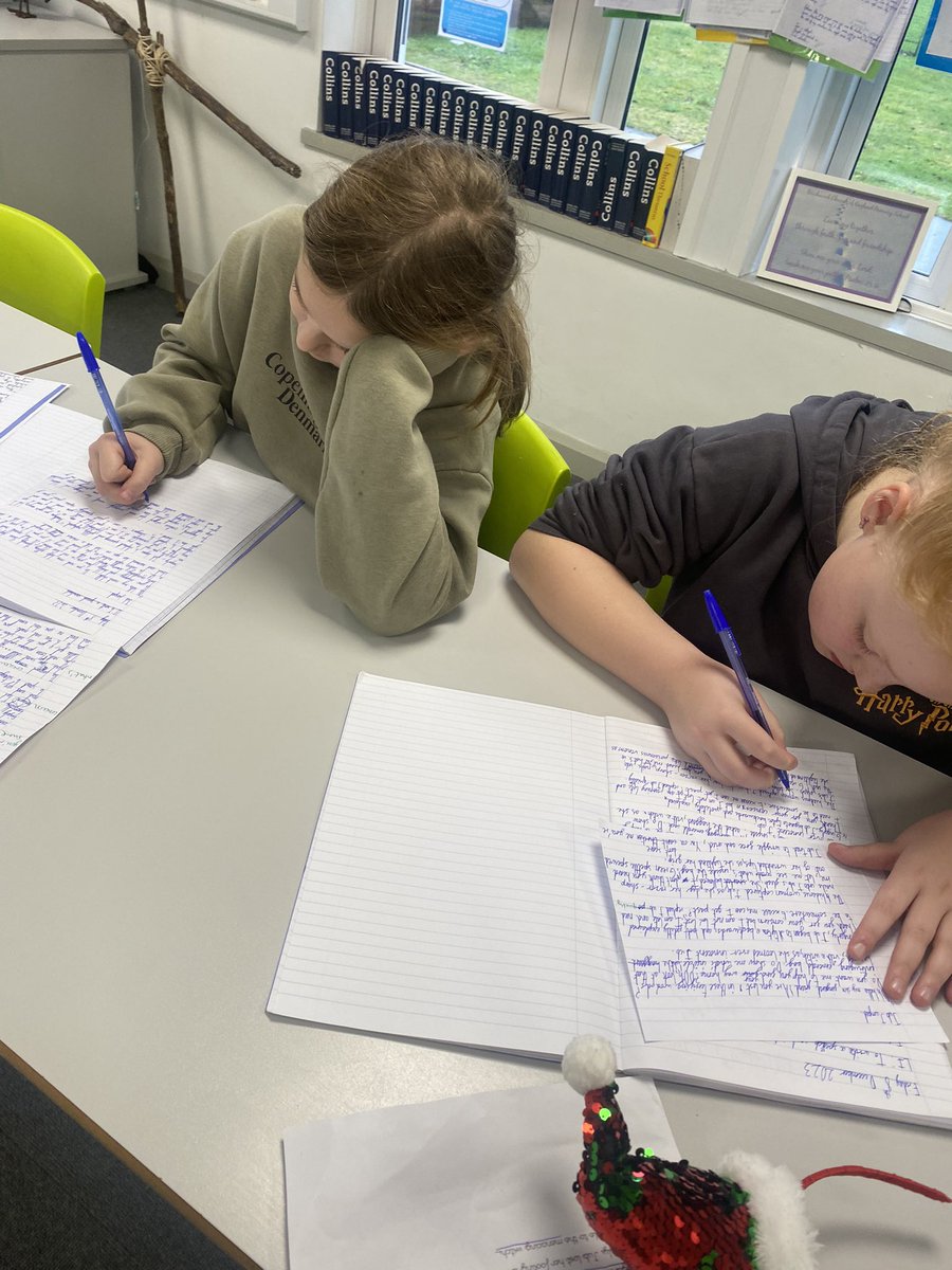 BirchwoodCE's tweet photo. What a fantastic writing lesson we had in Year 5 today! We’ve applied all our vocabulary, grammar and drama skills to write a speech sandwich and the class have all produced amazing pieces of writing! Well done Year 5! 👏🏼 @TheLCUK #bcepswriting #bcepsyear5 https://t.co/TPBnah3FpB