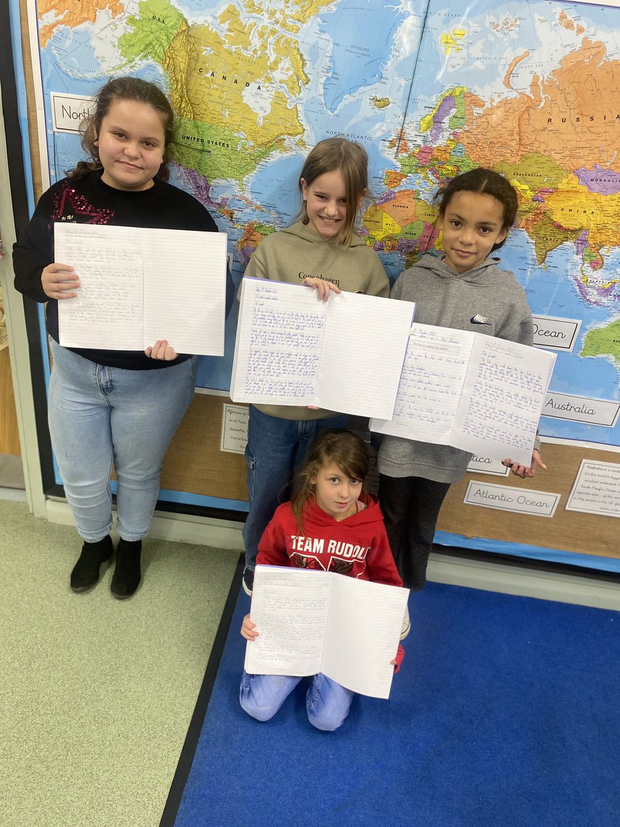 BirchwoodCE's tweet photo. What a fantastic writing lesson we had in Year 5 today! We’ve applied all our vocabulary, grammar and drama skills to write a speech sandwich and the class have all produced amazing pieces of writing! Well done Year 5! 👏🏼 @TheLCUK #bcepswriting #bcepsyear5 https://t.co/TPBnah3FpB