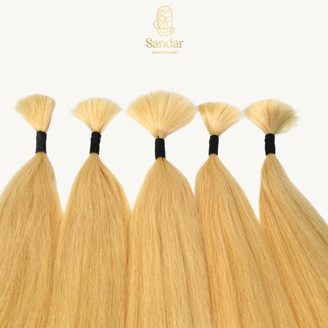 SandarBurmese's tweet photo. Bold and beautiful 💛
613 blonde in bulk ✨

Get your orders in and stock up just in time for the holidays! 

#613bundles #bulkhair #613blonde https://t.co/3DZ27veBMV