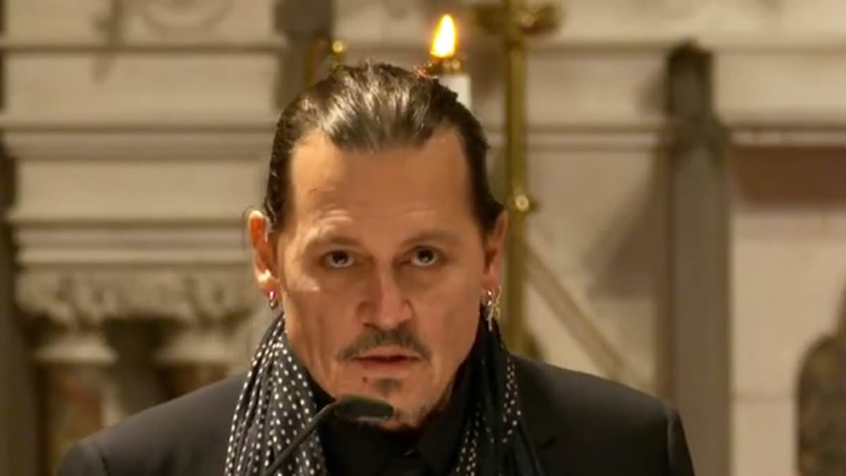 Daily Mail tweet media