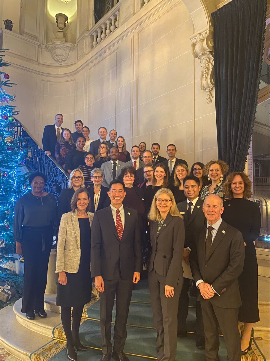 SecDjou's tweet photo. The ABMC was honored to host our agency’s centennial finale event at the residence of Amb. Denise Bauer, the U.S. Ambassador to France. Thank you to the State Department and ABMF for hosting this event with us. @usabmc #abmc100 https://t.co/EHfv0lFyIe