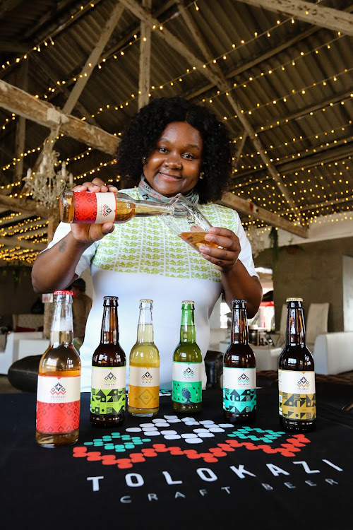 SAfmRadio's tweet photo. [ON AIR] For our #SACraft, we have –  Tolokazi – An Award Winning Brand that pays homage to the female brewers of the African Soil - We speak with th founder Apiwe Nxusani-mawela – Founder of Tolokazi

#SAfmTheChillZone with @BerthaCharuma1 https://t.co/v53o474YwD