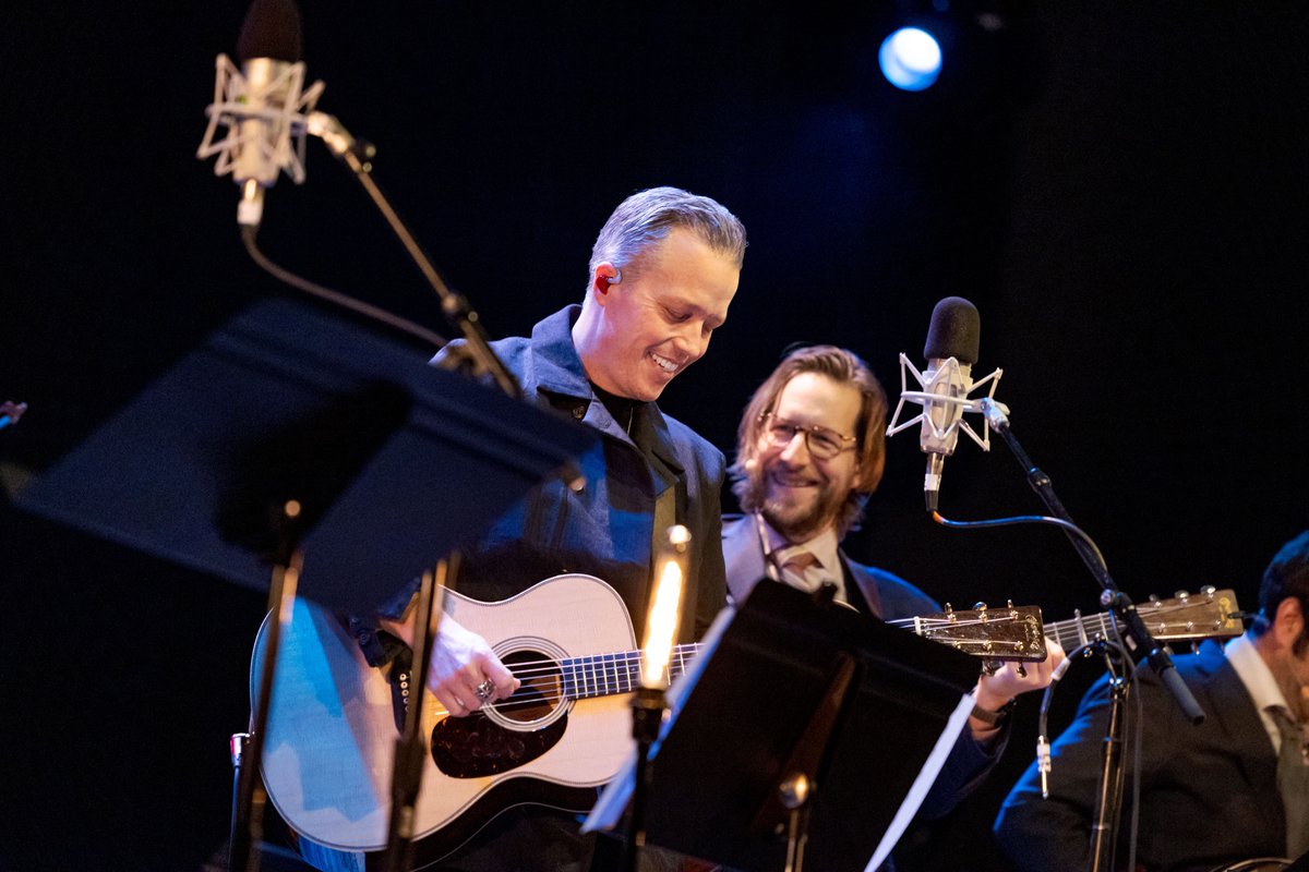 punchbrothers's tweet photo. Magic abounded at @AudibleTheater  Minetta Lane with another installment of The @energycurfew Music Hour! Big thanks to all who came out, and a special shoutout to our incredible guests, @JasonIsbell  and @Emilykingmusic . https://t.co/iWwB1X0EoU