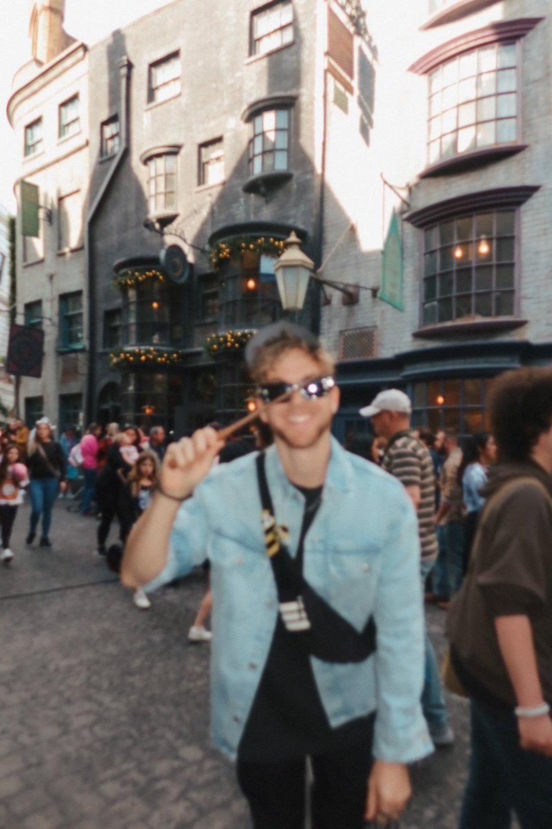 Jeffrey Magic ✨ tweet media