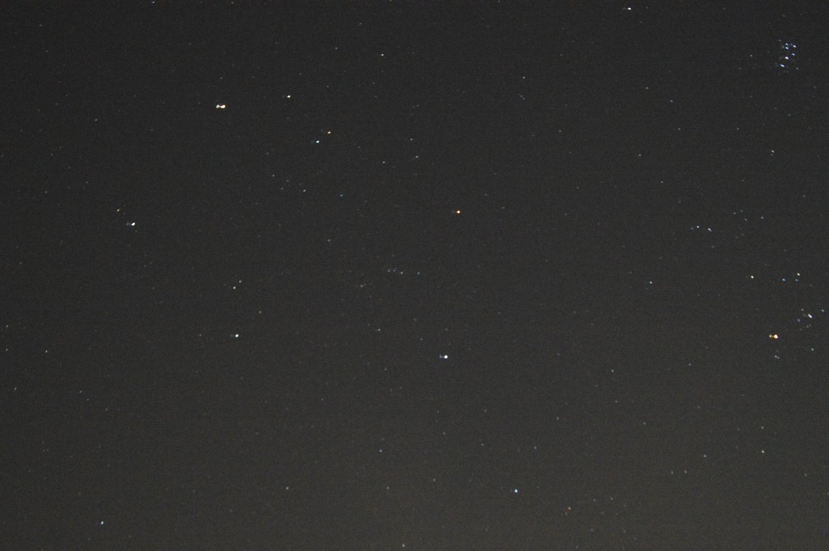 johan_klos's tweet photo. Goedenavond het werd zo nog mooi helder om Jupiter met #vissen en ook de #voerman #plejaden hopen dat #uranus er nu op staat en de #zomerdriehoek staan erbij @phi48 @waddensky_nl @Maanwijzer #alblasserdam #weerfoto https://t.co/YYawZDh2nX
