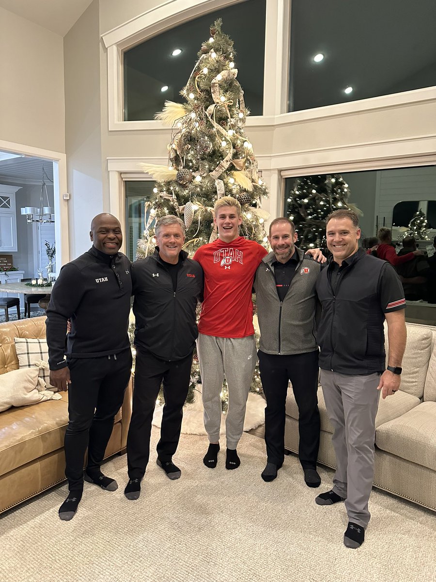 Thank you for the home visit! ! @Utah_Football @Colton_Swan @RSNBUtes @UteReef33 @UtahCoachWhitt