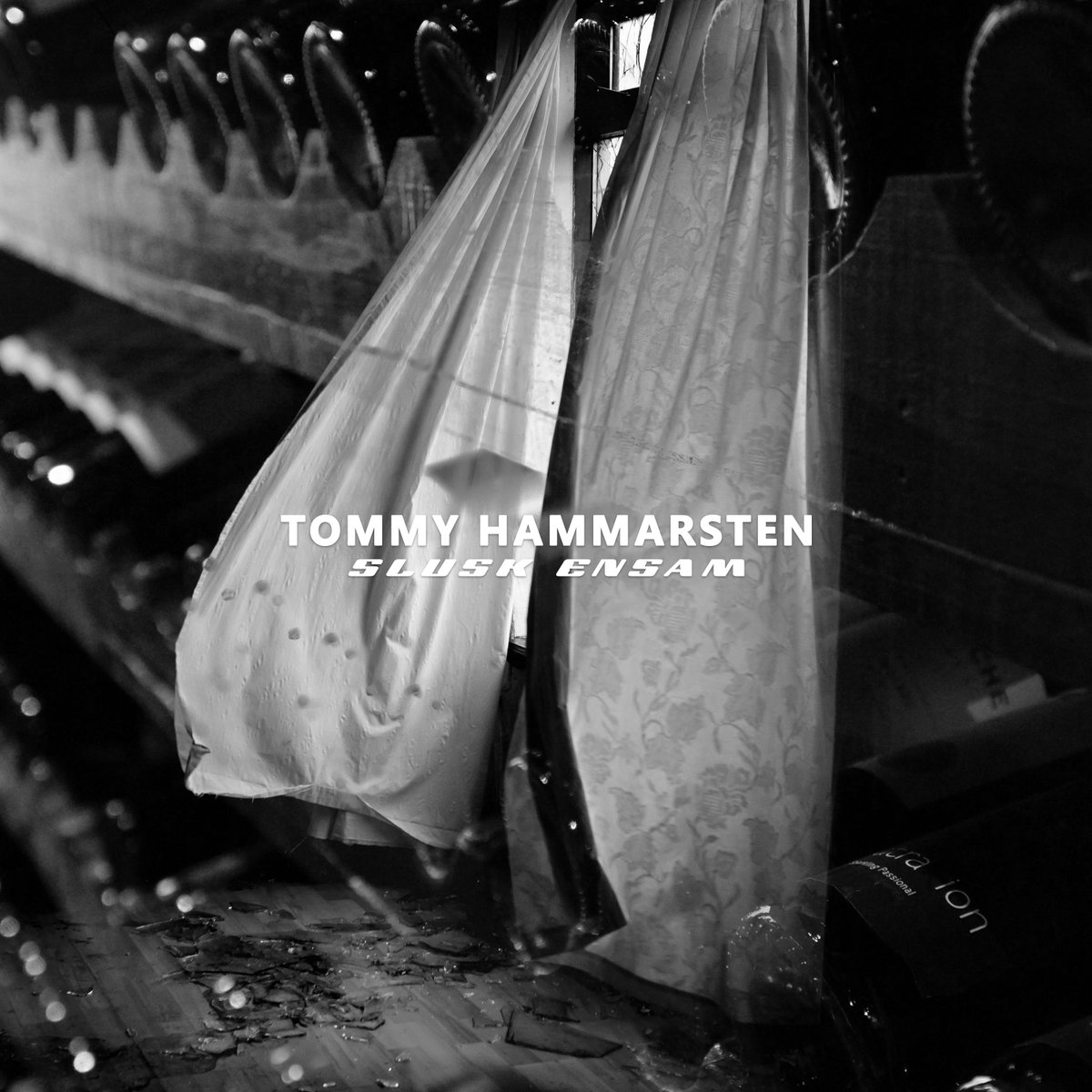 Hammarsten2's tweet photo. Ny svensk song av tommy Hammarsten 2023
new swedish song by tommy

#music #love #hiphop #rap #art #musician #artist #musica #instagood #singer #instagram #dj #follow  #song #bhfyp #newmusic #sadsong#fashion #explorepage #jul #christmas 

https://t.co/bmnd03sRTk https://t.co/Lha0fqCeHn