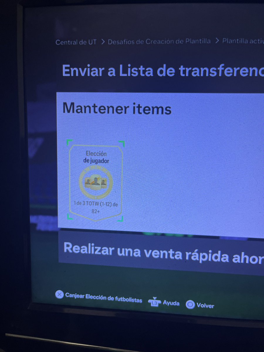 Yeezy_wavyy's tweet photo. @EASFCDirect Hey i did the 83+ 1 of 3 player pick and got 82+ 1-3 https://t.co/pvFBEEt2co