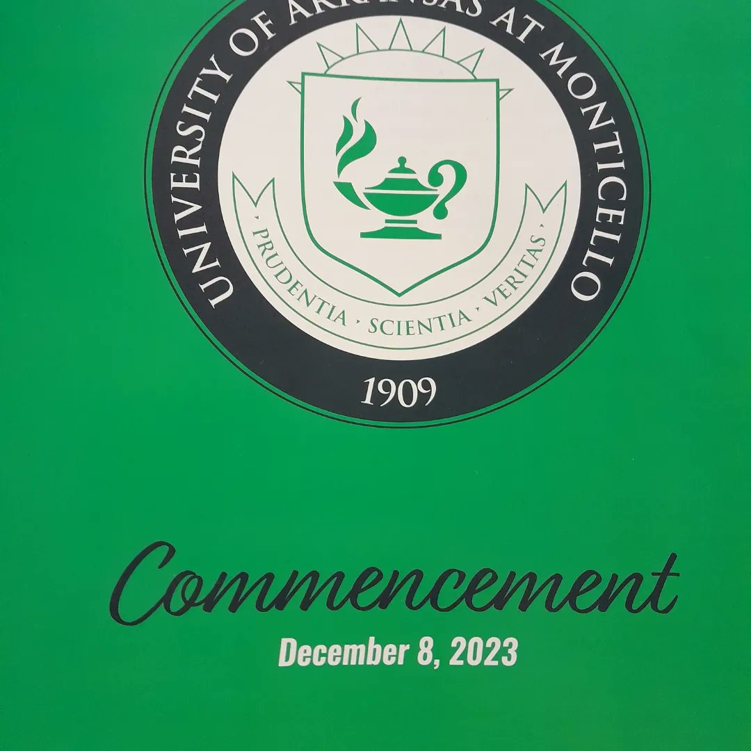 UAMWFC's tweet photo. Congratulations UAM Graduates. https://t.co/hKfgKd8d4M