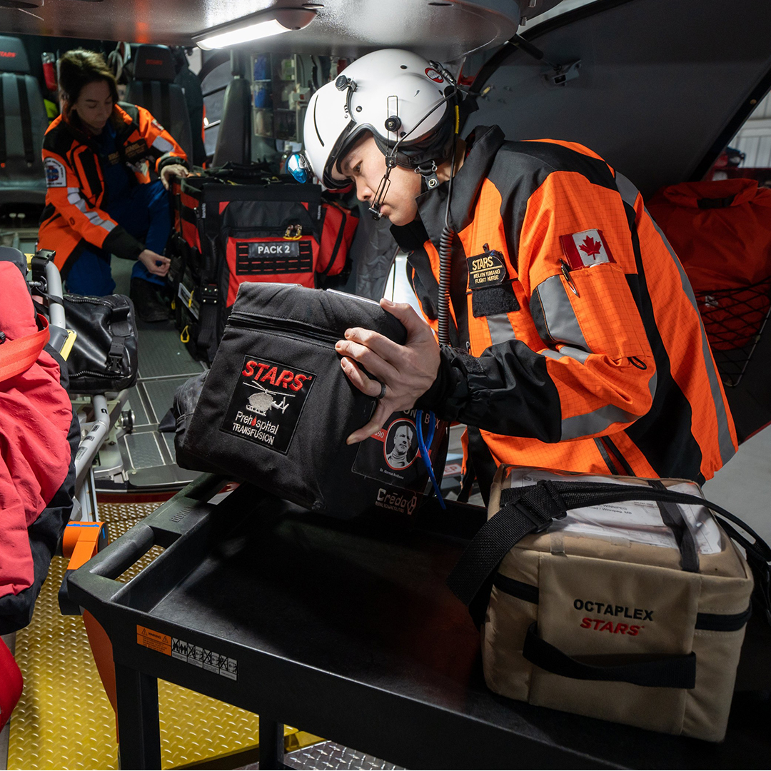 Our latest Horizons issue is out now and filled with stories across the STARS bases. 

One story is an update about one of our most effective onboard tools for critical patients in MB: blood. 🩸🩸🩸

Read more here: stars.ca/groundbreaking…