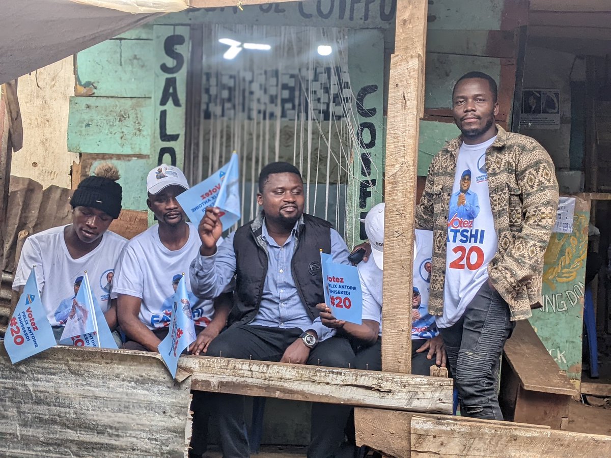 lucien_buhendwa's tweet image. Bukavu en ébullition :la délégation #ADPC de son Excellence @CrispinMbadu présente dans l&apos;ambiance  avec le candidat à la députation provinciale  n°145 Me Lucien BUHENDWA.