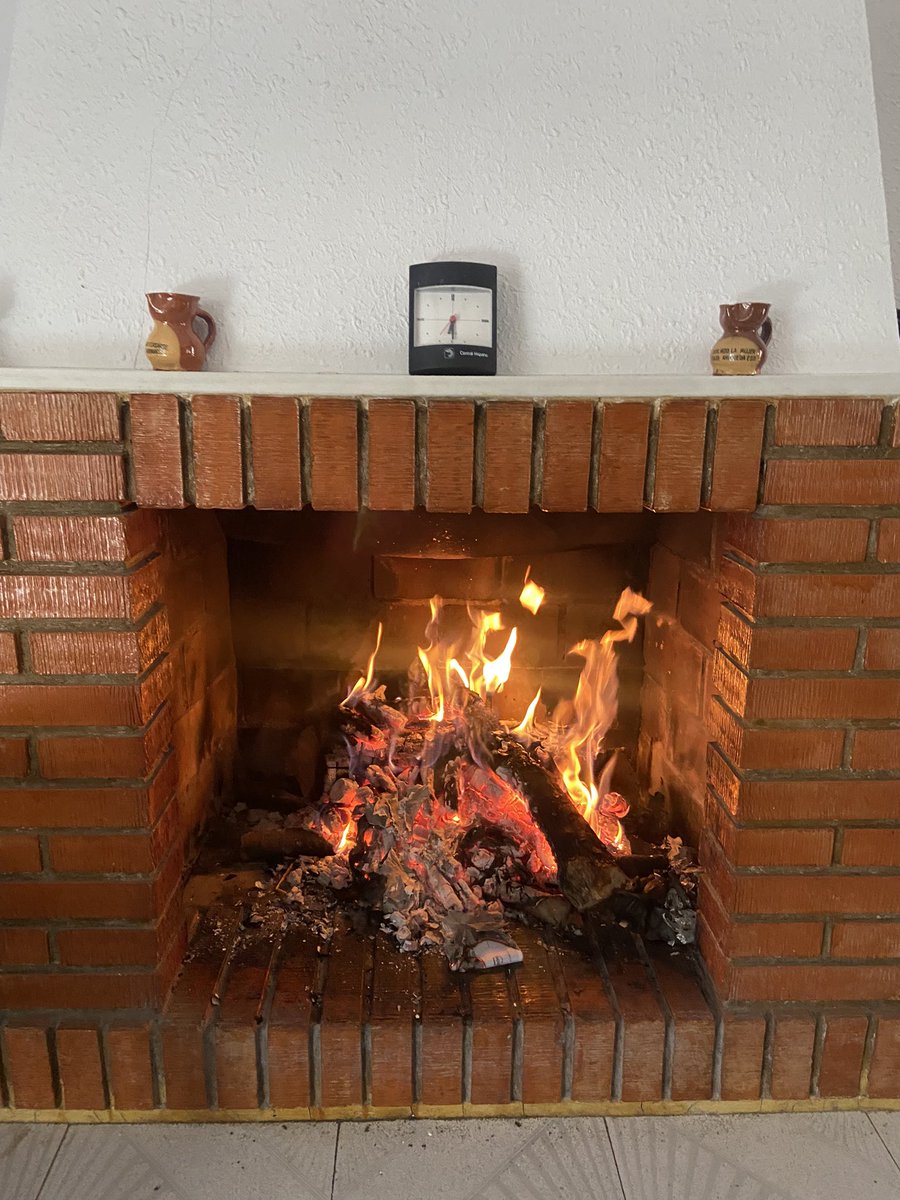 IreneGL24's tweet photo. Últimos días de respiro en el sitio donde más paz encuentro ❤️‍🩹 https://t.co/D8M26KH3cE