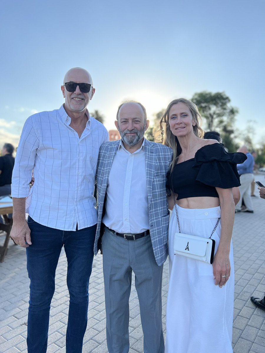PikiMajul's tweet photo. 🦅Ayer, en una de las últimas actividades oficiales como Presidente de la Comisión de #deportesYrecreación de la #LegislaturaCBA, participé de la gala de los Premios #Cóndor 2023 de la @DeportesCba.

🙌Felicitaciones a todos los ternados, ganadores, y a @malignobmx por el Oro 🏅 https://t.co/W0FaT9b2xw