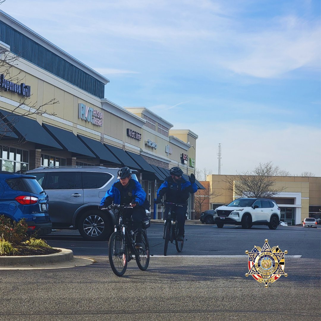 firstsheriff's tweet photo. SMCSO Community Oriented Policing Unit (COPs) is out and about today on bike patrol. Be sure to say hello to Corporal Daniel Holdsworth, DFC Bianca Salas, or DFC Alexander Wynnyk if you see them.
#FirstSheriff #SMCSO #COPs #CommunityPolicing #CommunityEngagement https://t.co/loHXTZ4bNQ