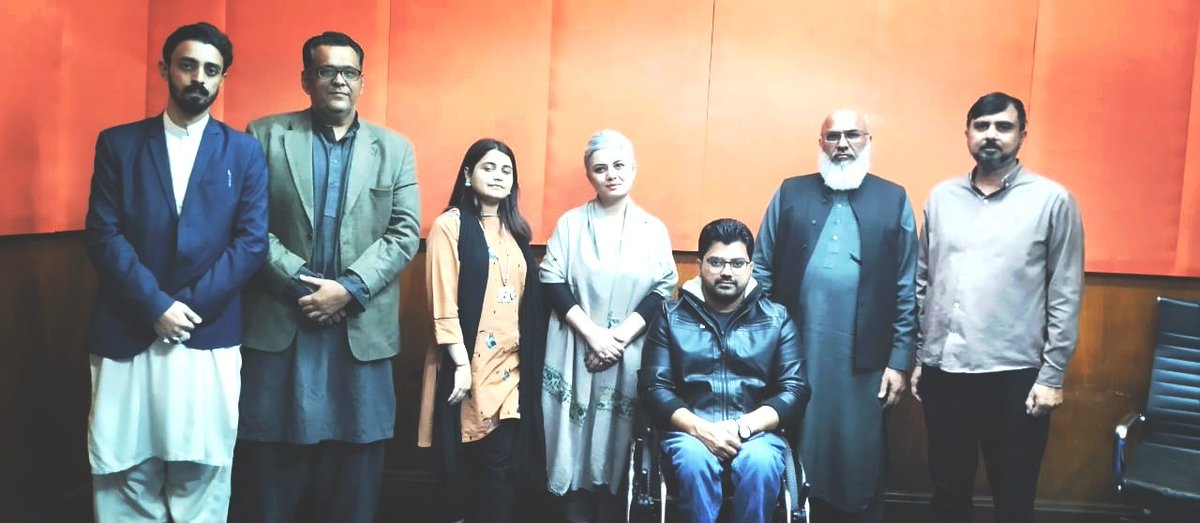 LahoreRadio's tweet photo. Amna Agha.. Advocacy and Partnership Specialist, Save the Children visited FM 101, Lahore Station to meet the production team and host. Save the Children, in collaboration with UNFPA, is running a series of radio commercial shows. Today's topic was Inclusive Health Services.
1/3 https://t.co/AQEYVSEnYf