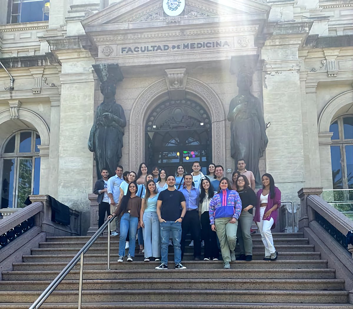 DianaDomenech1's tweet photo. Estudiantes del CENUR LN en las Jornadas de MC 2...
Etapas superadas 🥰💪
@fmedoficial 
@Paysandu_Udelar https://t.co/LxtYmMyRJq