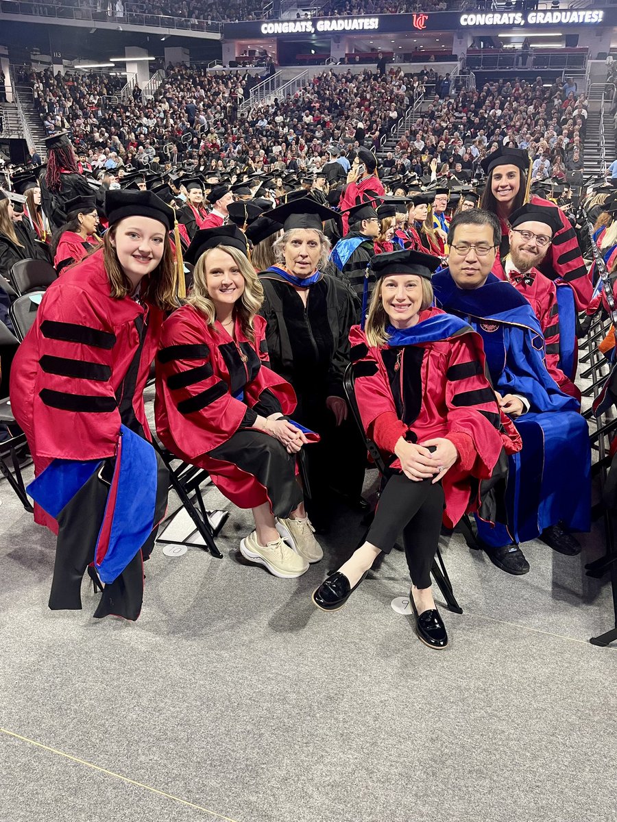 Kelly Brunst tweet media