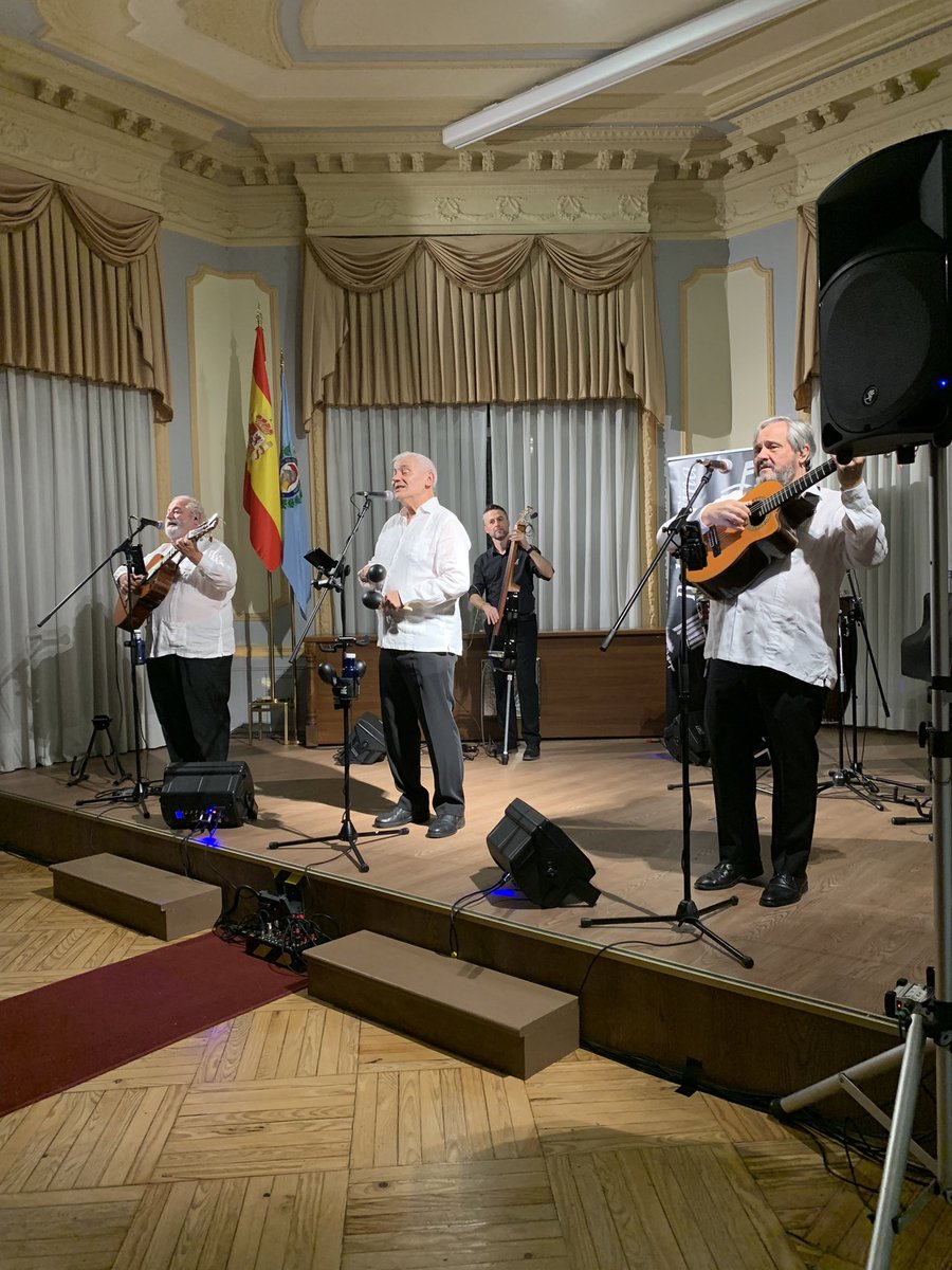 Dani Maza tweet media