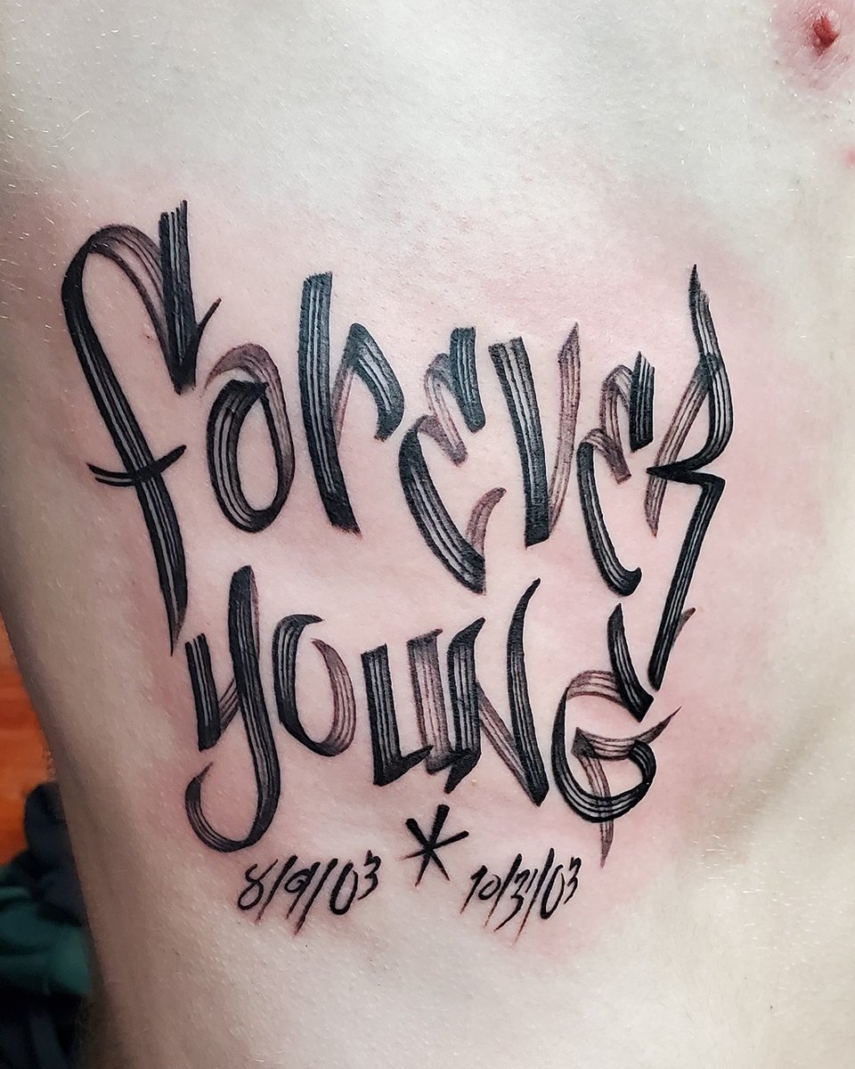 EvolvedBodyArt's tweet photo. Marker style legible graffiti to celebrate the life of this clients 2 friends lost too soon by Brigh.

"Your grief never gets smaller, but your life will get bigger" https://t.co/ry3zKJMoS1
