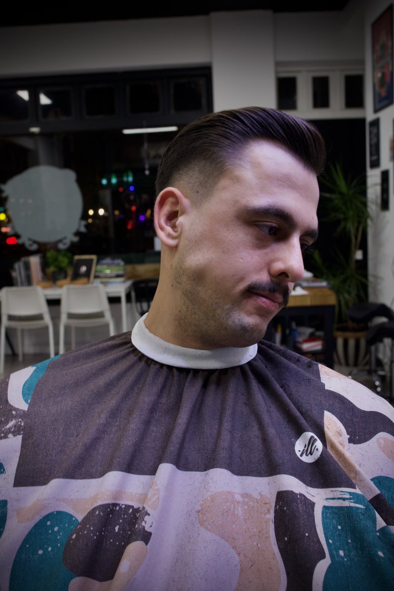 Barber_MauriceF's tweet image. Loving these fresh cuts 
#freshcuts  #freshfades #combover #barber #amsterdam