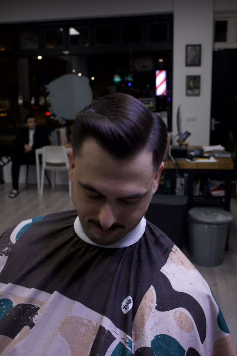 Barber_MauriceF's tweet image. Loving these fresh cuts 
#freshcuts  #freshfades #combover #barber #amsterdam