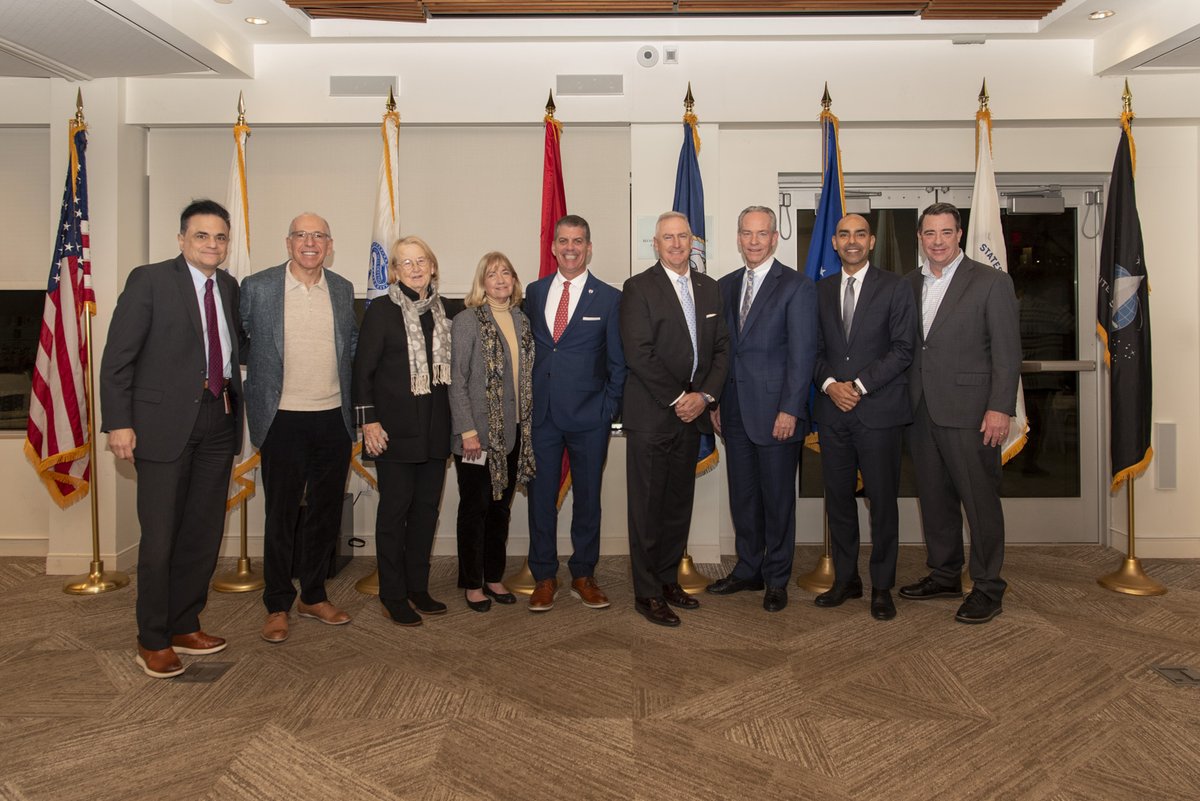 Before the 1st #ArmyNavy Game in New England, Home Base hosted a <a href="/SuffolkBuilds/">Suffolk Construction</a> &amp; <a href="/wwp/">WWP</a> clinics expansion kickoff (Dec. 6) &amp; Ben Franklin Global Forum &amp; <a href="/HanscomFCU/">Hanscom Federal Credit Union</a> open house &amp; Families of the Fallen reception (Dec. 7) at its National Center of Excellence. homebase.org/recap_armynavy…