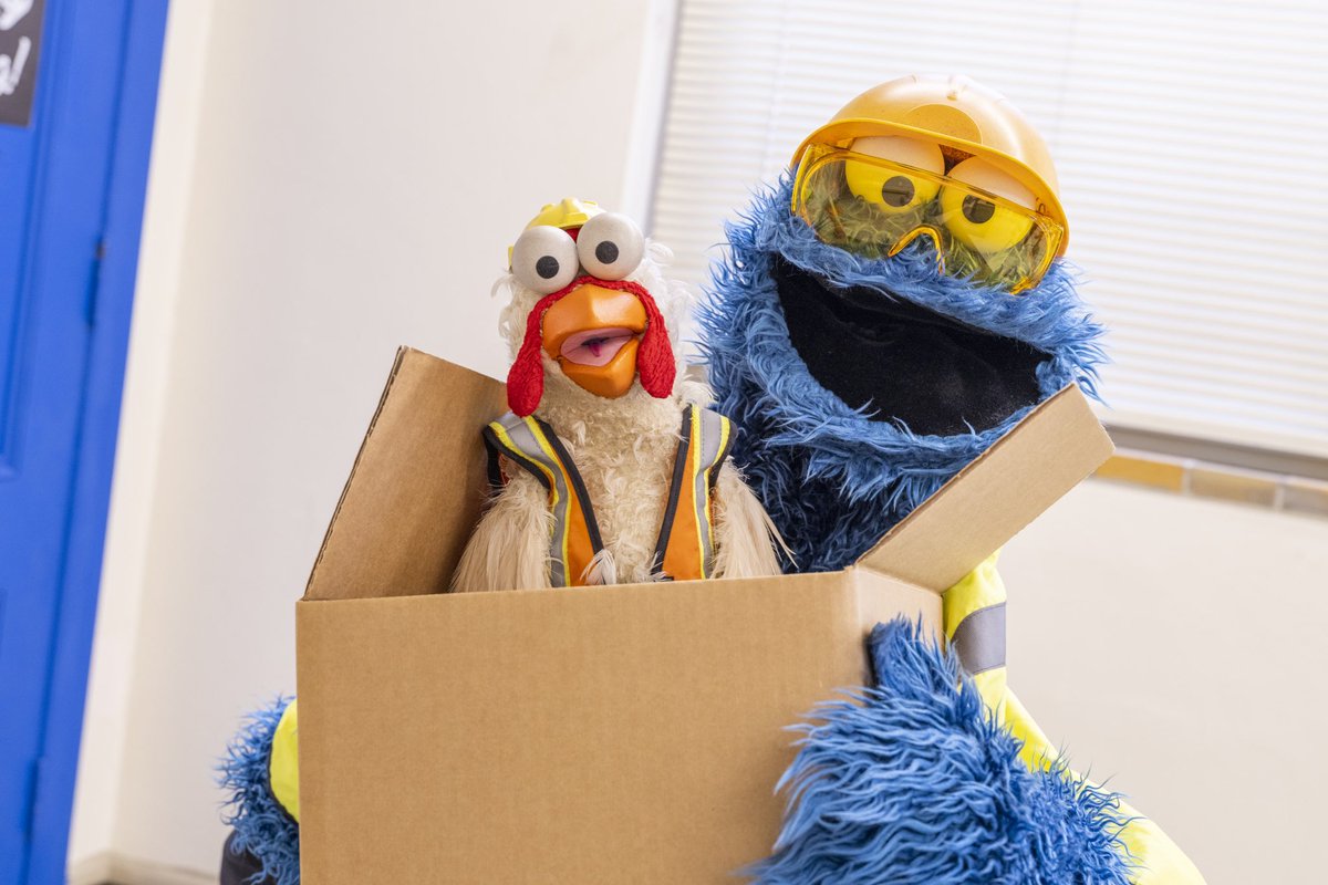 Me and Felix ready to help! Okay, who need help? #HolidayHelpers