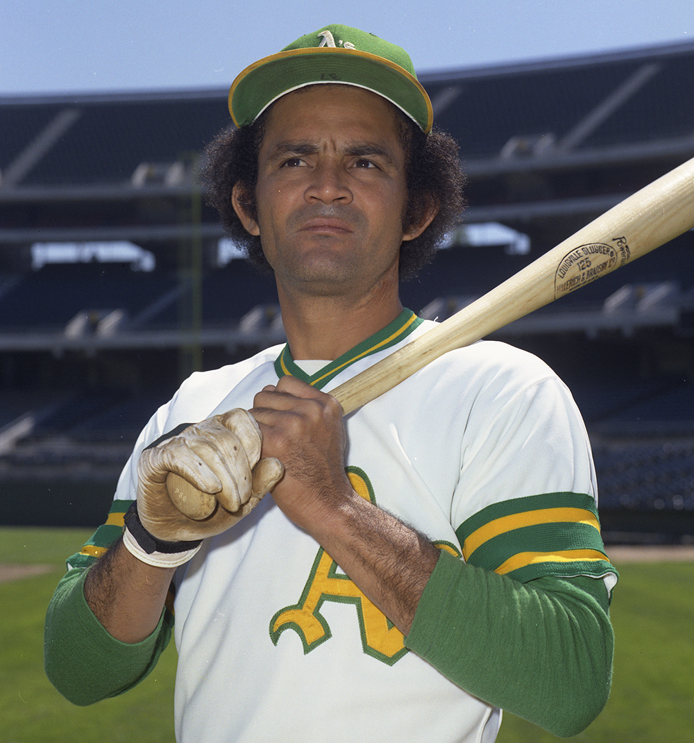 The Hall of Fame remembers All-Star outfielder and two-time World Series champion Vic Davalillo, who passed away on Wednesday. baseballhall.org/discover/card-…

(Doug McWilliams/National Baseball Hall of Fame and Museum)