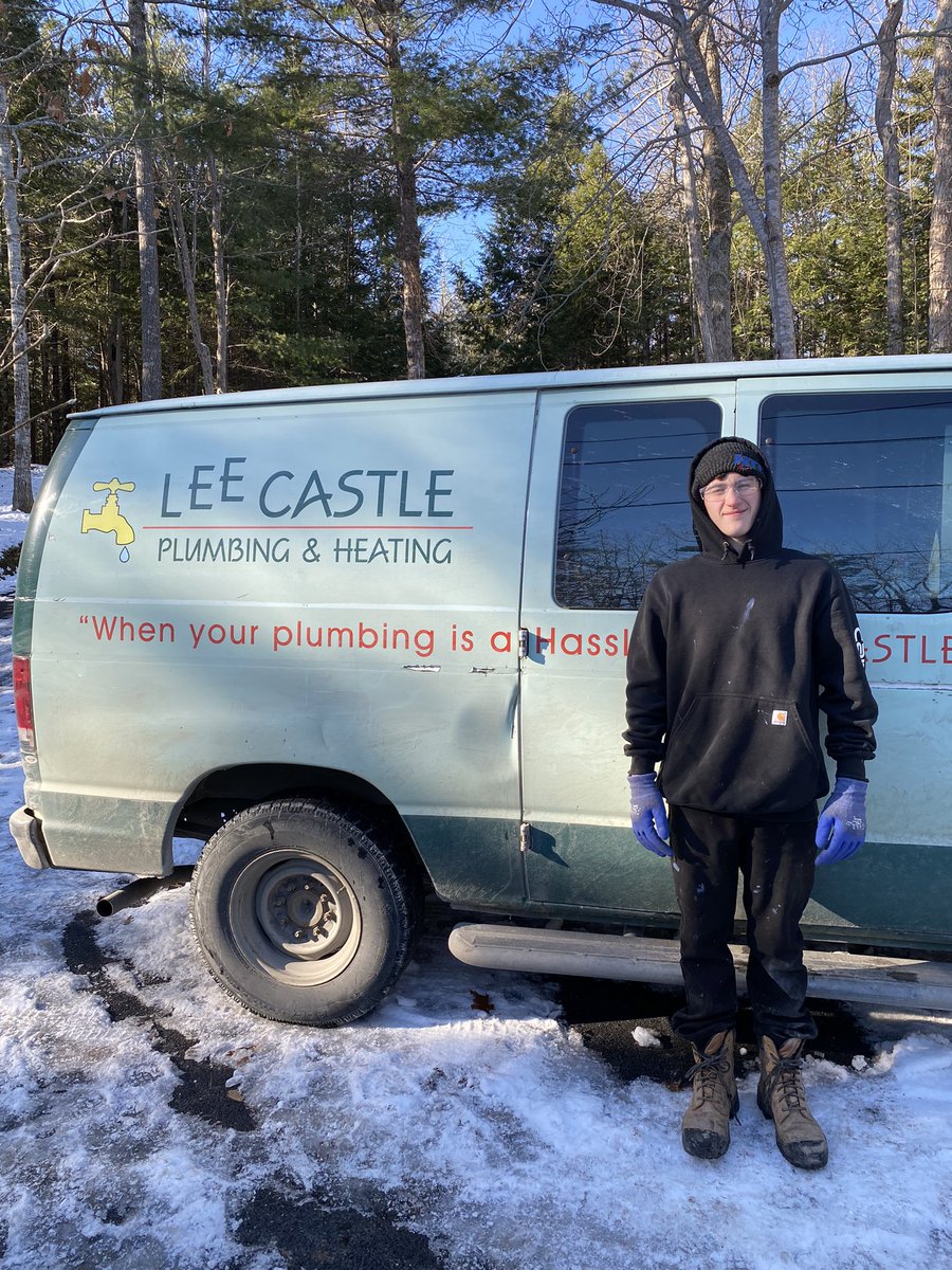 John_E_MacLean's tweet photo. This morning I was out visiting this O2 co-op student on the last day of his third placement. This semester he was with @plumbing_castle and today was replacing an actuator pump in a water well. Future @ApprenticeNS #Plumber. 👨‍🔧 https://t.co/lOi2yC9cbB