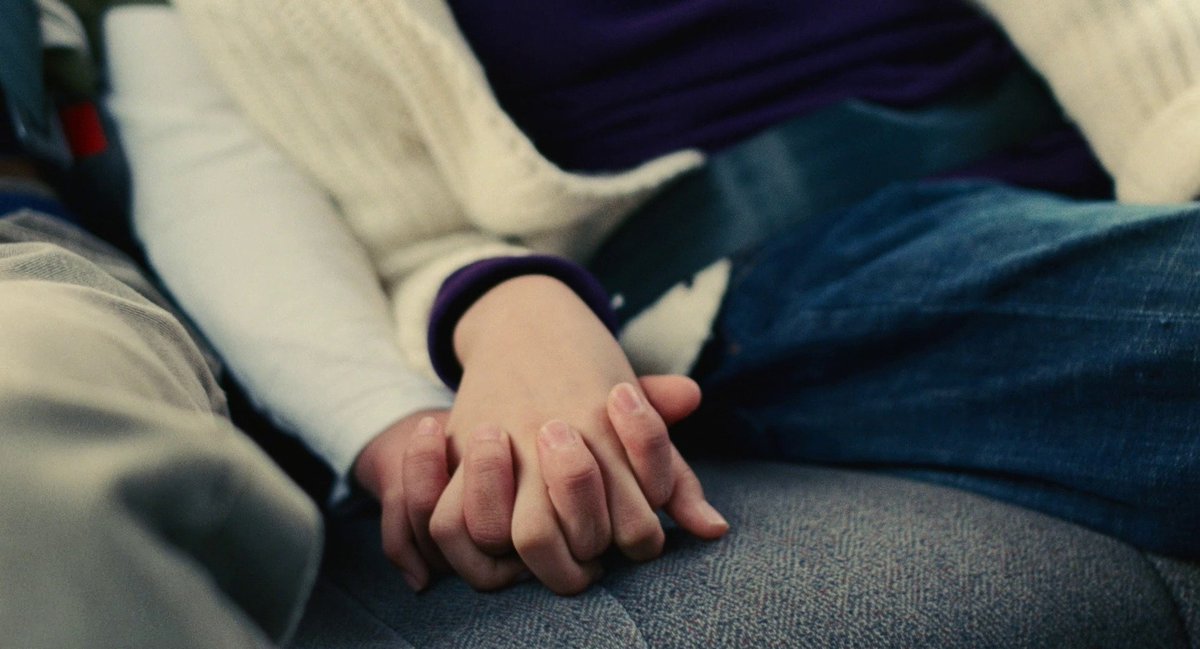_Cinefilos_'s tweet photo. "Solías llorar mucho en ese entonces. Casi todos los días". https://t.co/xbRK5OJIal
