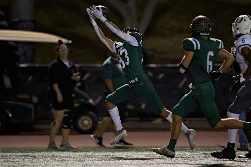 BenVarnell1's tweet photo. Senior Season Highlights 
Ben Varnell 6’0 155 Wr/DB
🌟All-League Defensive Back
🌟League Champs
🌟Team Skill Player of The Year
Stats: 
419 Receiving Yards
31 Receptions
2 TDs
44 Total Tackles, 32 Solo
3 Int, 8 PD, 1 TFL
Film 🎥 ⬇️ 
https://t.co/yzkCxPqKzU https://t.co/ZbLyHoHFAG