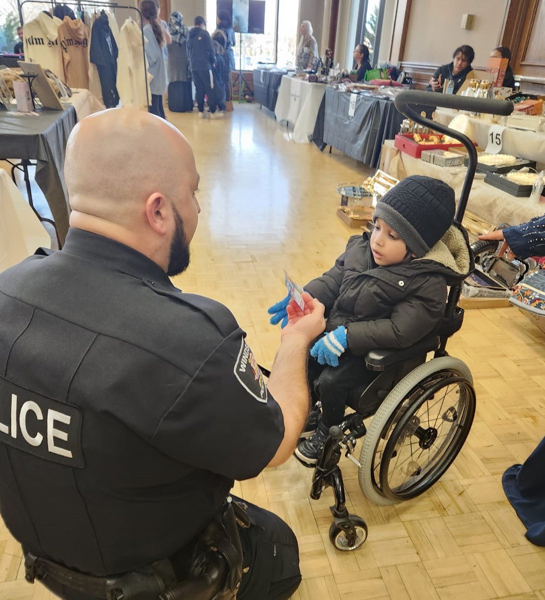 Windsor Police tweet media