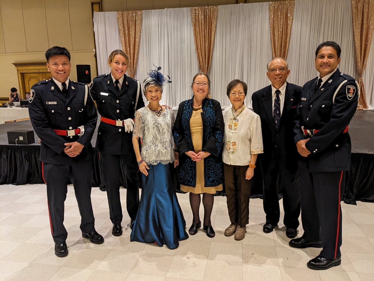 The list was made, and checked twice...and once again, we are proud to announce the Windsor Police, Community Services Branch is on the nice list! 

This year, our Community Services officers attended over 100 local events in the communities of Windsor and Amherstburg.