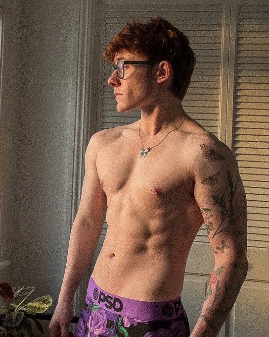 Purple anyone? https://t.co/laoNcbSlF0