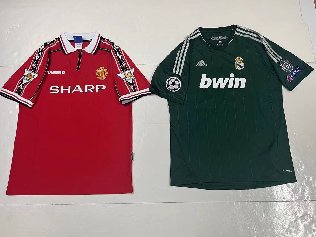 Llourinho's tweet photo. 🚨𝐒𝐎𝐑𝐓𝐄𝐎 especial NAVIDAD🚨

Una camiseta a elegir del catálogo de todo el catálogo.

Requisitos: 

🔸Seguir a @Sr_Twisted 

🔹Dar RT 🔁 y MG ❤️ a este tuit

🏆El domingo damos el ganador. ¡Suerte! https://t.co/OmVyLk8ahO