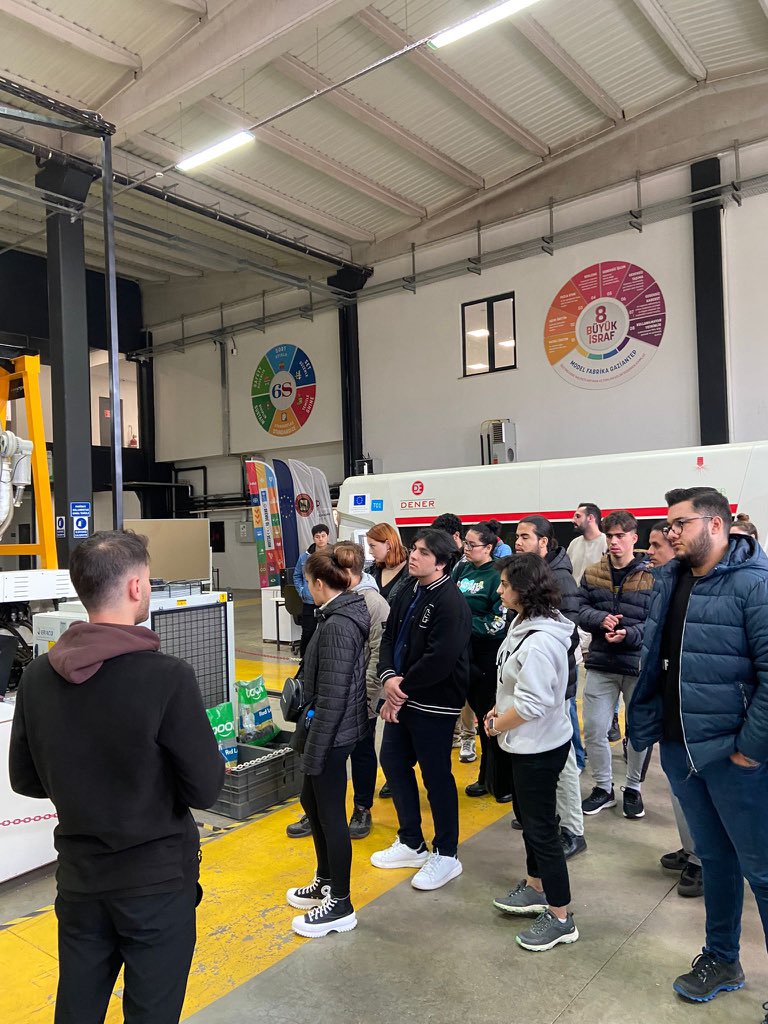 gaunengineering's tweet photo. Mühendislik Topluluğu olarak bugün Gaziantep Model Fabrika'ya teknik gezi düzenledik. Başta bizlere sunum ve gezi esnasında yardımcı olan Begüm Kanalici Erden’e ve
katılım sağlayan tüm üyelerimize teşekkür ediyoruz.Diğer etkinliklerde görüşmek üzere 👋 
#engineering #teknik #gezi https://t.co/3C3NmGAsUY