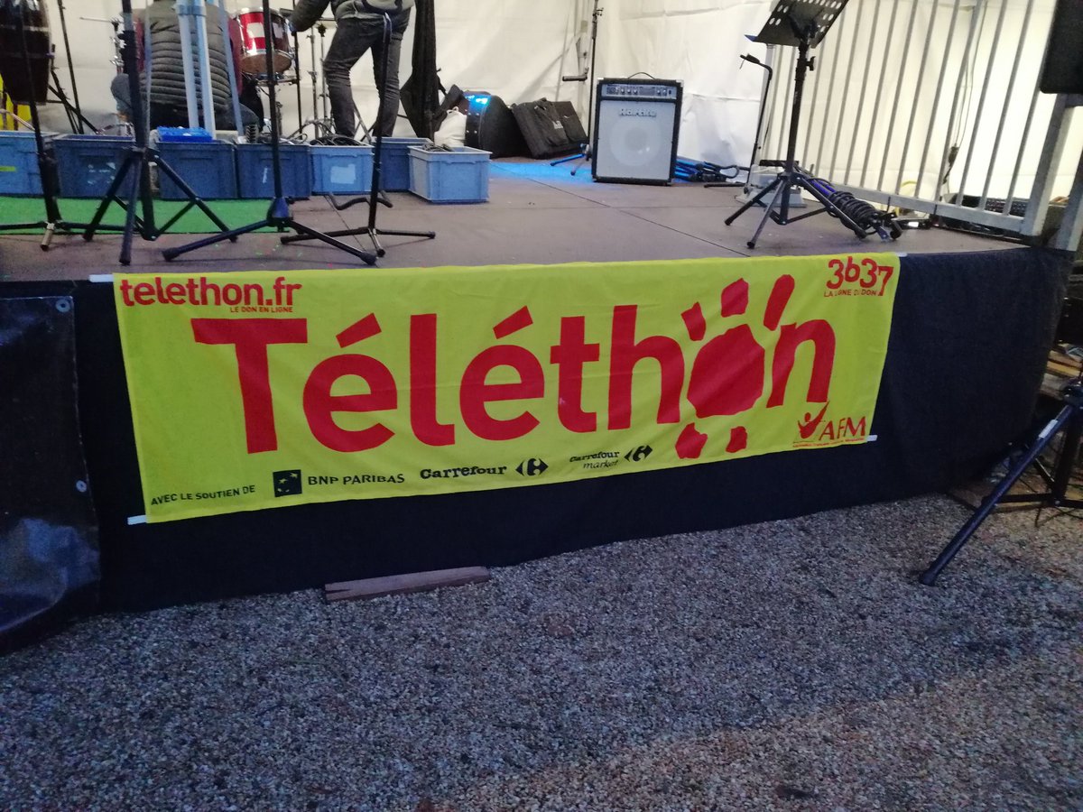 Armandounet's tweet photo. Les bonnes actions avant les fêtes... Nous avons mmcouru #5kms pour la bonne cause. .. #Telethon 👌🏽👩🦽👨🦼🦿 https://t.co/MgWxqzFJpo