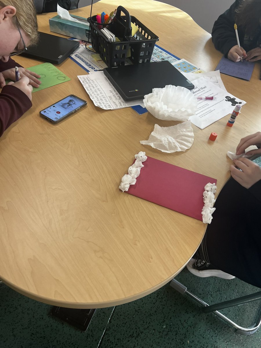 Meade_GATE's tweet photo. Oh, what fun it is to give back! This week our SPMS and MCHS students focused on completing service projects by making snow globes, cards, and 3D printing ornaments for nursing homes. SPMS also did a Breakout, solved the case of missing reindeer, and finished MC string art! https://t.co/OiwJA1BOVQ