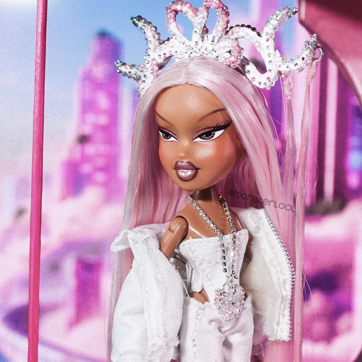 Monsterlool tweet media