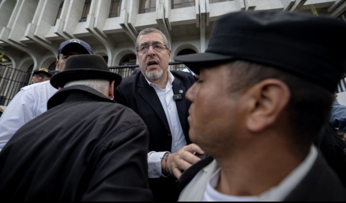 #UH. Fiscalía de Guatemala anuncia que las elecciones ganadas por Bernardo Arévalo de León no son válidas.