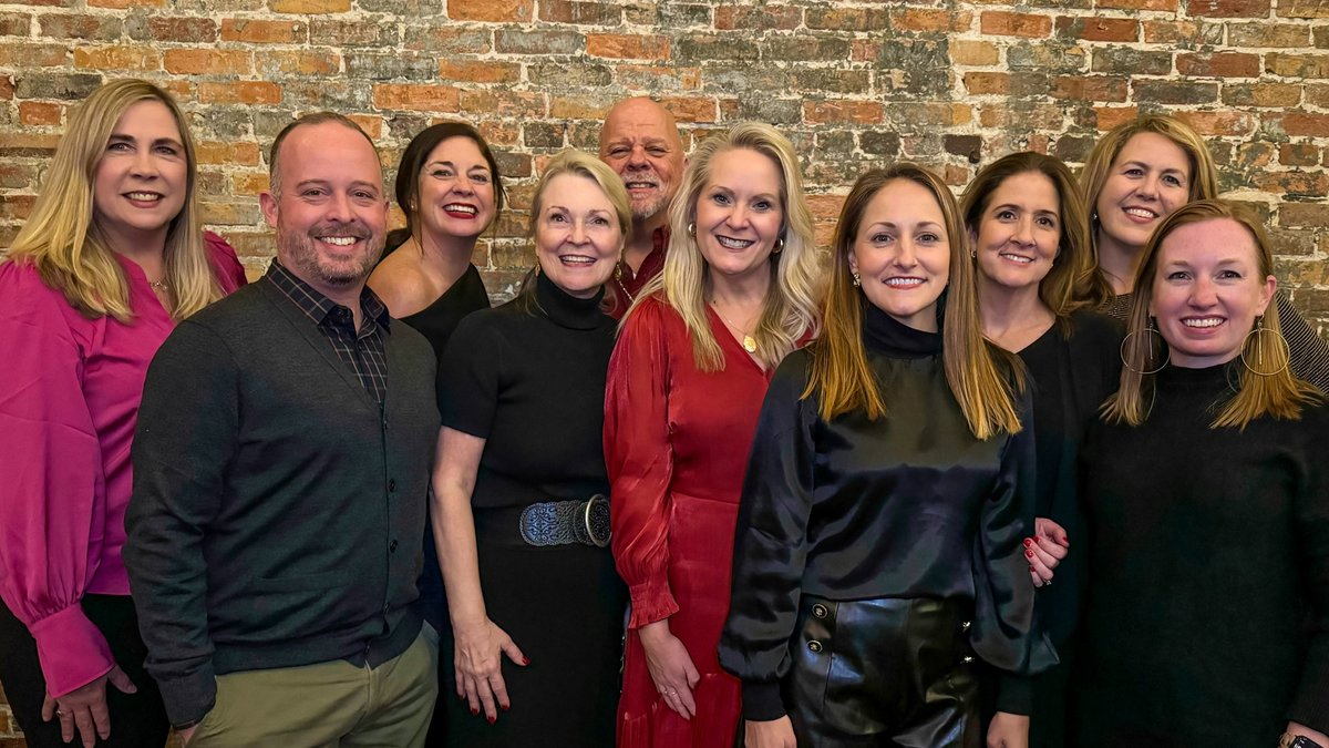 Moore_Agency's tweet photo. We love the saying, "iron sharpens iron". And for us, there is no truer statement. And while we're always sharpening, sometimes we take the time to reflect and celebrate.... This week our full team traveled to our headquarter office to put a bow on our 30th anniversary year. https://t.co/3boHhhBgAI