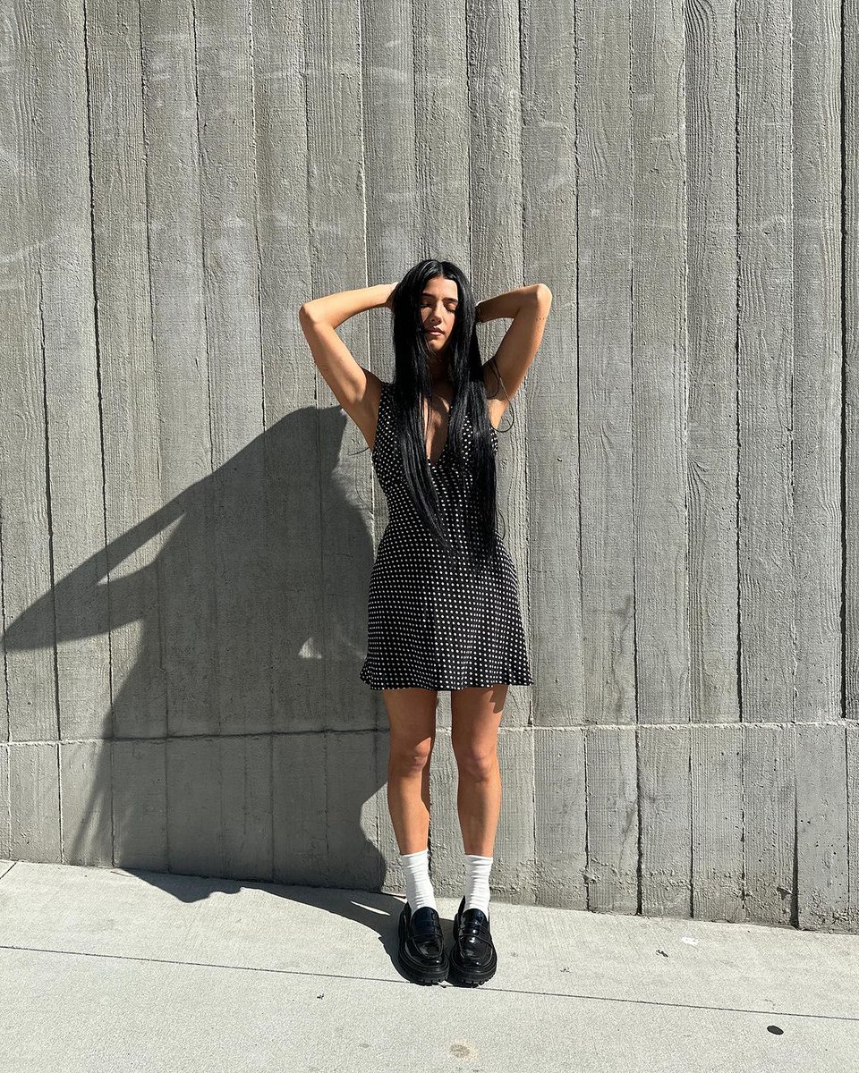 📲:  Charli posts on her socials.

"Did you miss me?"