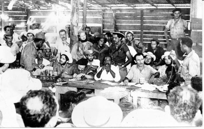 RamnMonte1's tweet photo. A la distancia de 65 años del Congreso Obrero en Armas los trabajadores y los campesinos cubanos, junto al pueblo, continúan firmes y unidos en torno a la Revolución, al Partido y a su dirección histórica.
#65AñosEnRevolucion 
#SantiagodeCuba 
#CubaViveEnSuHustoria 
#Cuba https://t.co/HmyN1SbPWm
