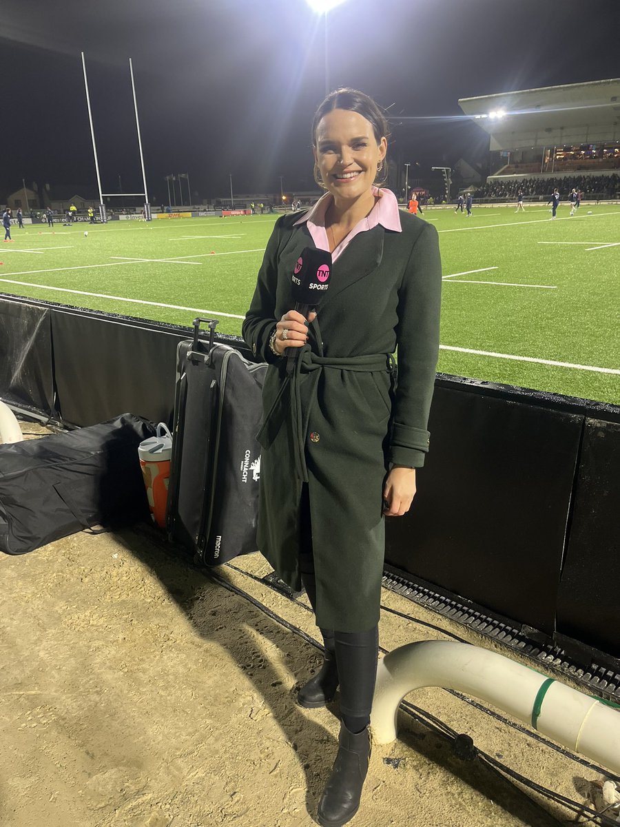 Friday night lights and European rugby is back. Thrilled to be pitchside with @tntsports for Connacht v Bordeaux. Join us! @ChampionsCup