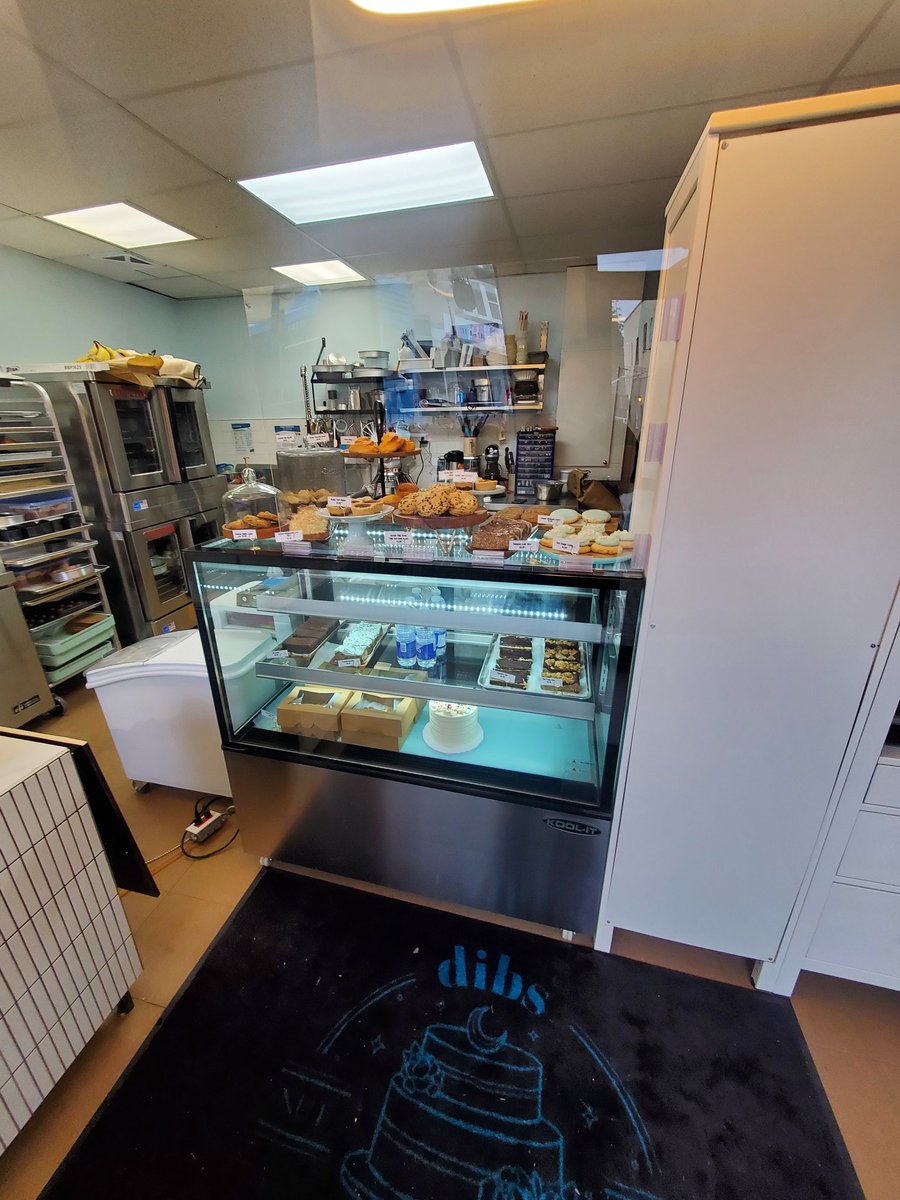 jazz_linton's tweet photo. Hey twitter (yeah I know, I know). Did you know DIBS is OPEN?

10220 Yonge Street 

It would mean a lot to me if you helped spread the word. Our opening was delayed several months due to equipment issues so we need to go hard this month to make up the deficit 💙 https://t.co/q8jGn5QOVi
