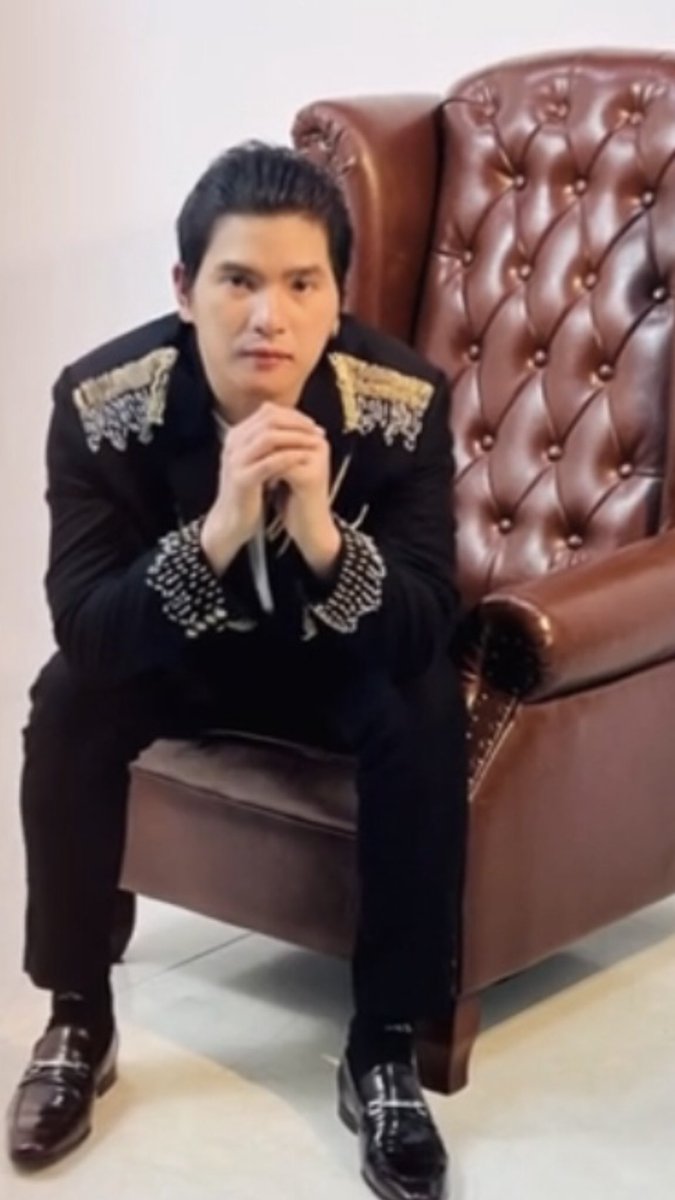 Always Go with your passions. Never ask yourself If it’s  realistic or not.

YAKAP BY MYGZ MOLINO

#MygzBirhdayDec2023