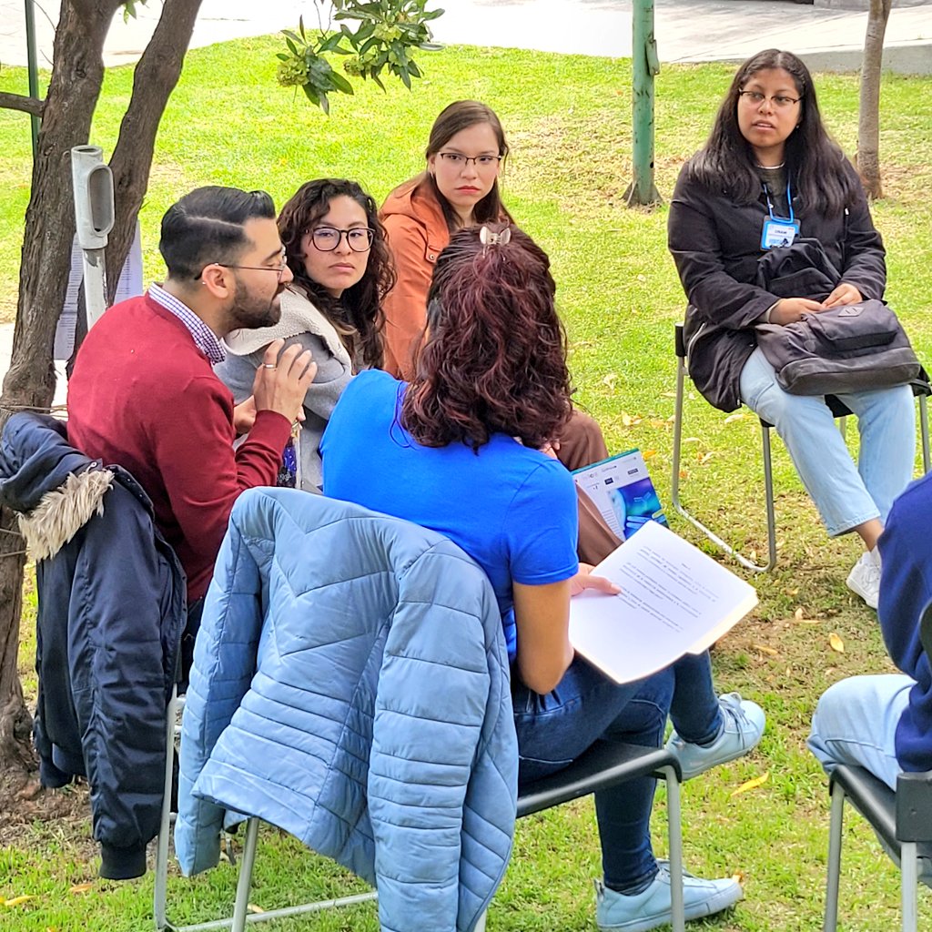 iquimicaunam's tweet photo. En la mesas de diálogo del Simposio #EnfoquesRAM se discute sobre de la resistencia antimicrobiana, y cómo la educación y la divulgación en ciencias, pueden contribuir, junto con la inversión, para luchar contra este problema https://t.co/wlwiGA5haS
