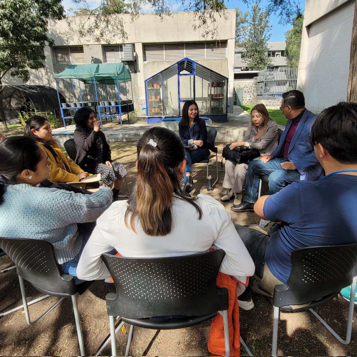 iquimicaunam's tweet photo. En la mesas de diálogo del Simposio #EnfoquesRAM se discute sobre de la resistencia antimicrobiana, y cómo la educación y la divulgación en ciencias, pueden contribuir, junto con la inversión, para luchar contra este problema https://t.co/wlwiGA5haS