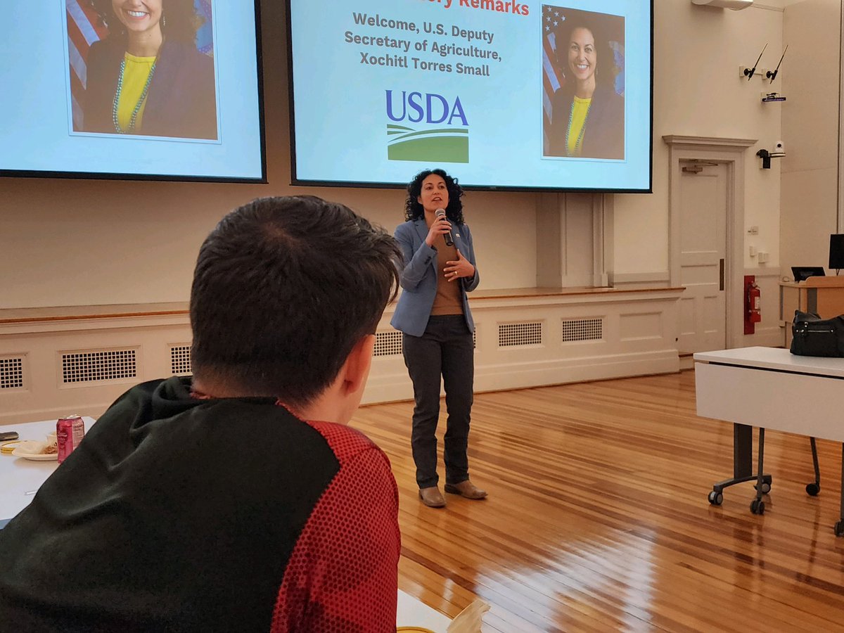 Thank you @CornellCALS for a great discussion this afternoon! Through @USDA’s Research, Education, and Economics mission area, @USDAScience is fostering the engagement and motivation of our country’s students in STEM to develop the next generation of scientists and researchers.